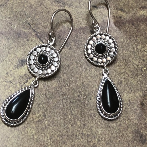 Onyx & Sterling Dangle Earrings - Picture 4 of 8